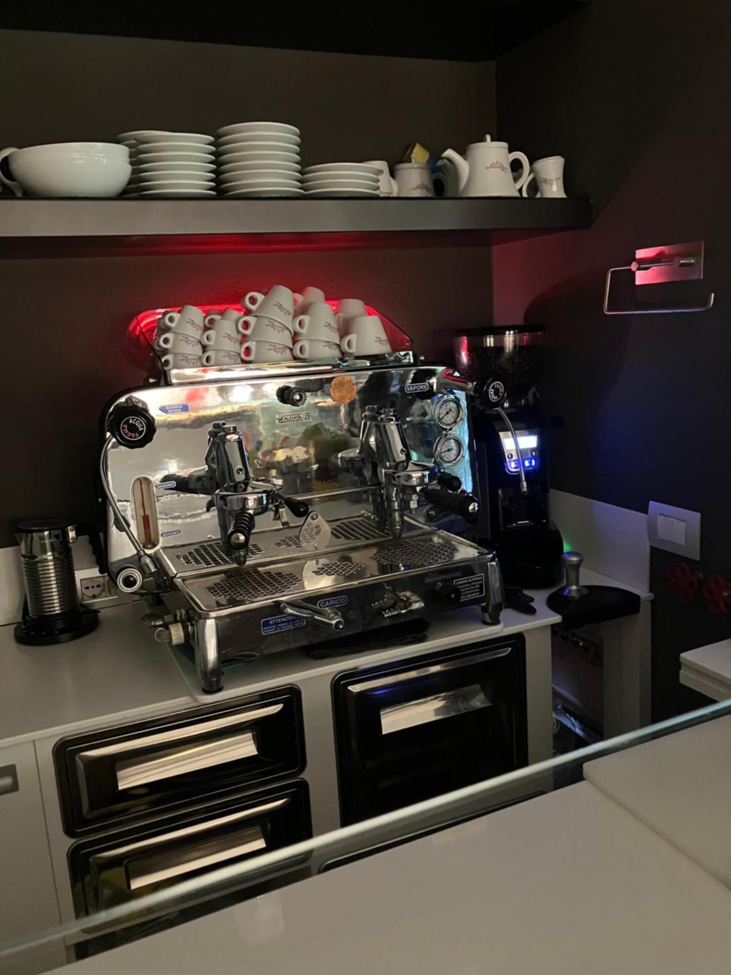 B&B Morindino Design มิลาน ภายนอก รูปภาพ
